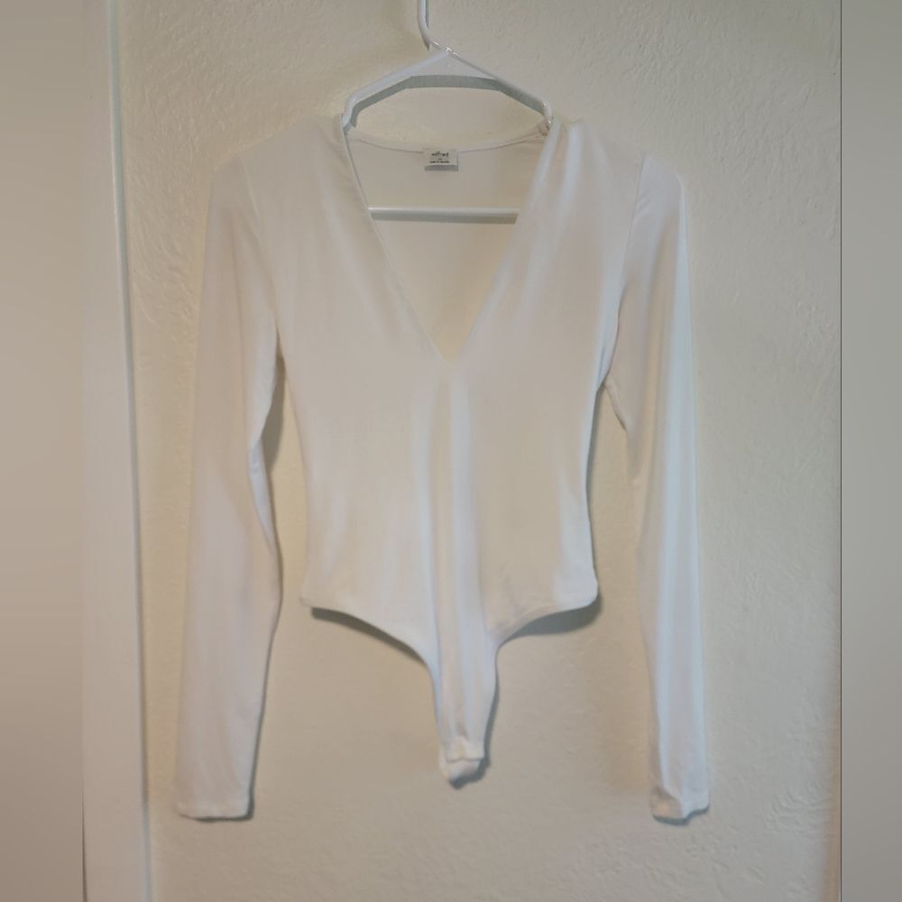Wilfred White Deep V Long Sleeve Thong Bodysuit Xsmall
